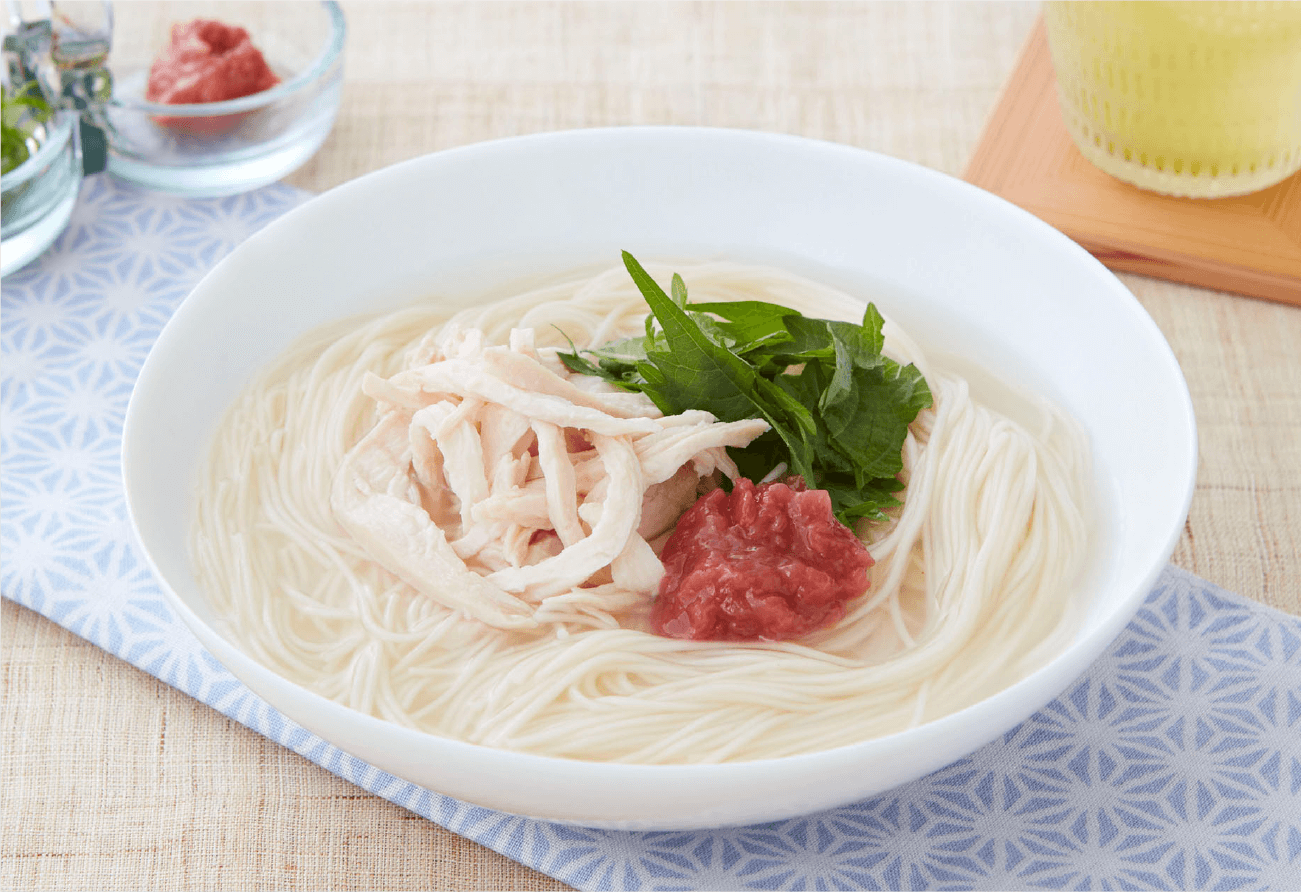 鶏むね肉のさっぱり梅じそ素麺