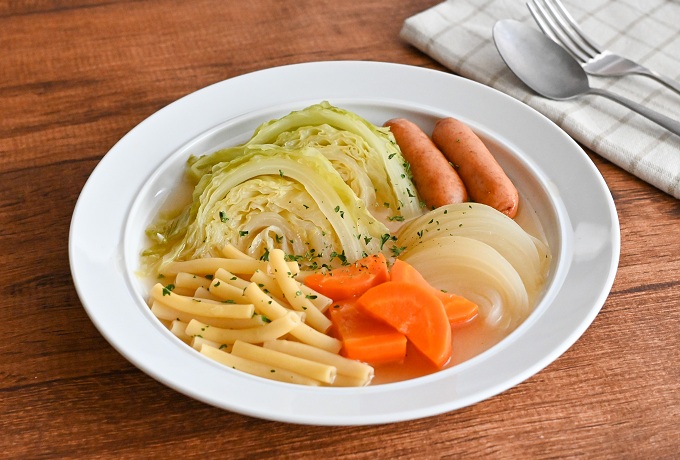 春キャベツとマカロニのポトフ