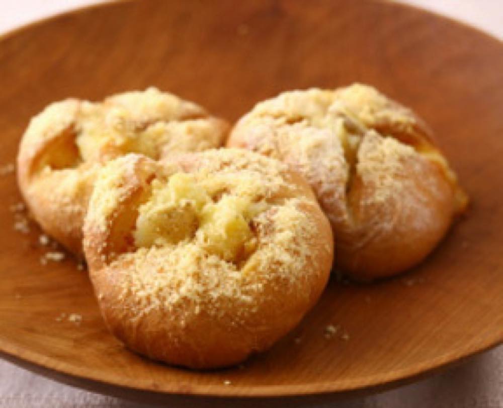 新じゃがまるごとパン