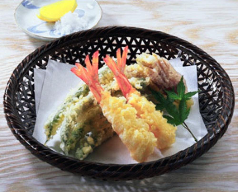 えびとさやいんげんの天ぷら