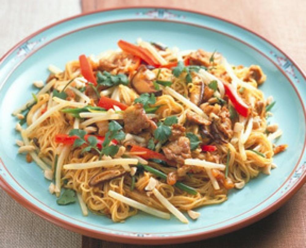 カレー味のエスニックそうめん