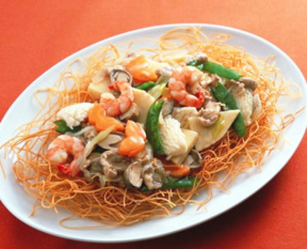 揚げそうめんの中華あんかけ