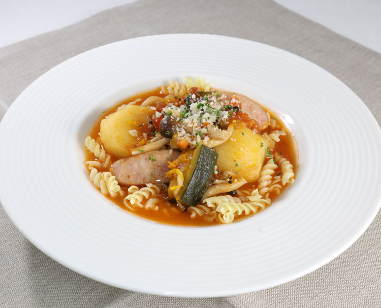 クルル入り野菜のトマトスープ