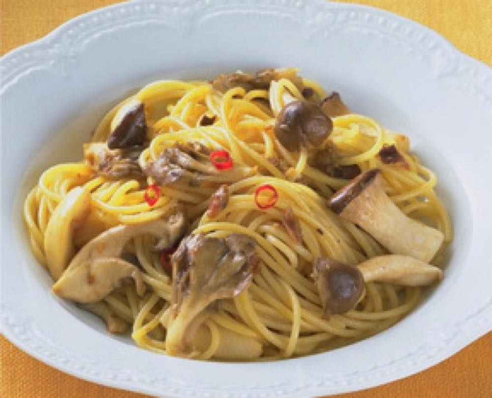 きのことアンチョビのパスタ