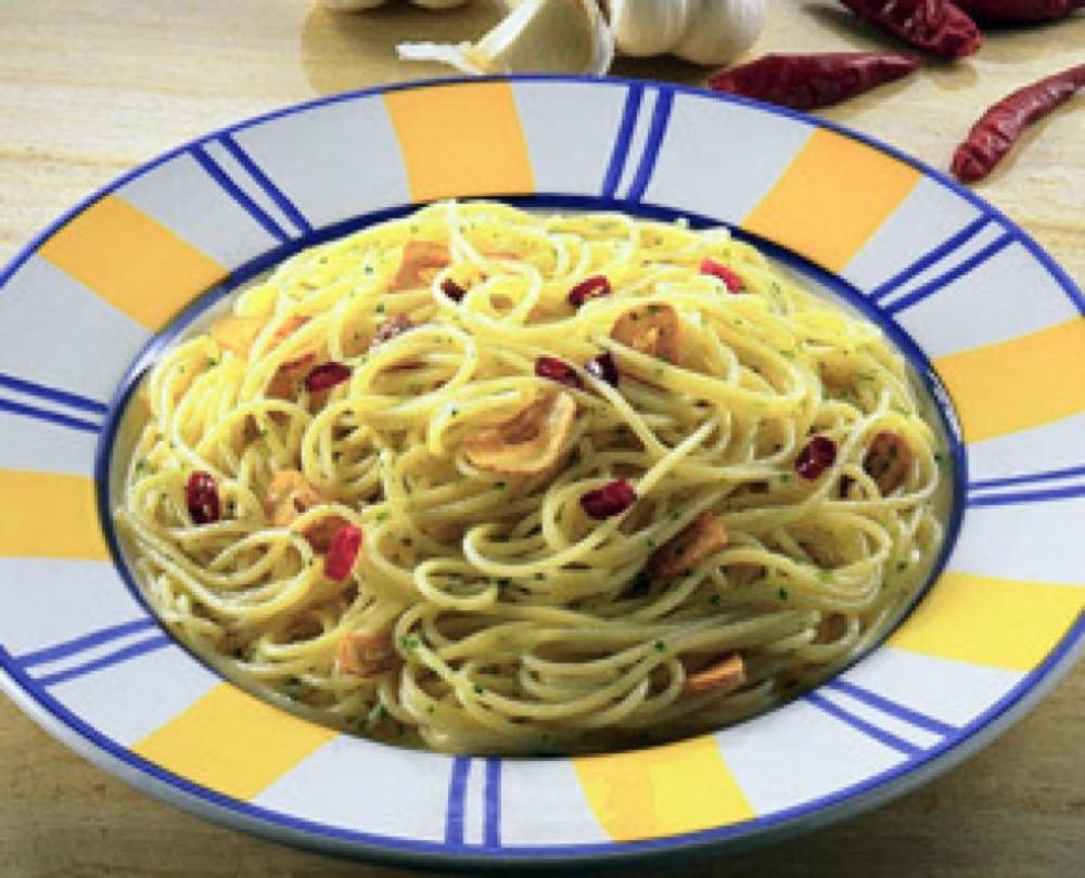 スパゲティ・アーリオ・オーリオ・ペペロンチーノ