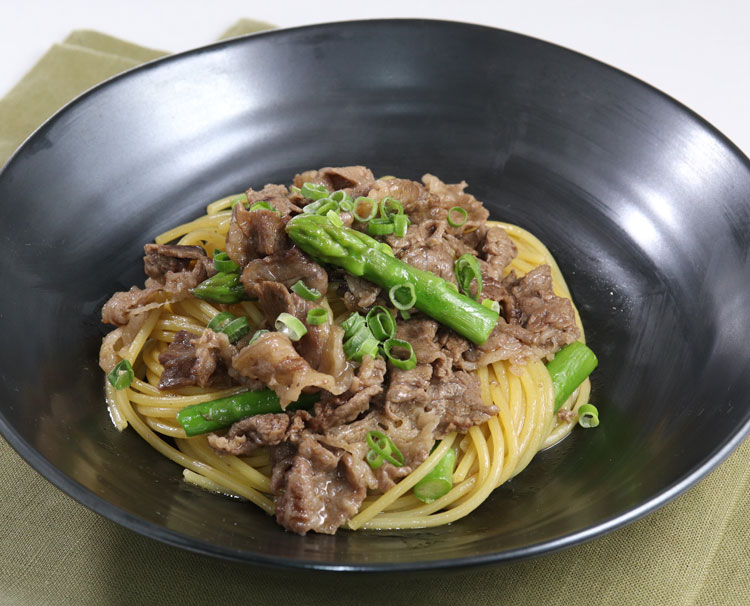 牛肉とアスパラの和風スパゲティ