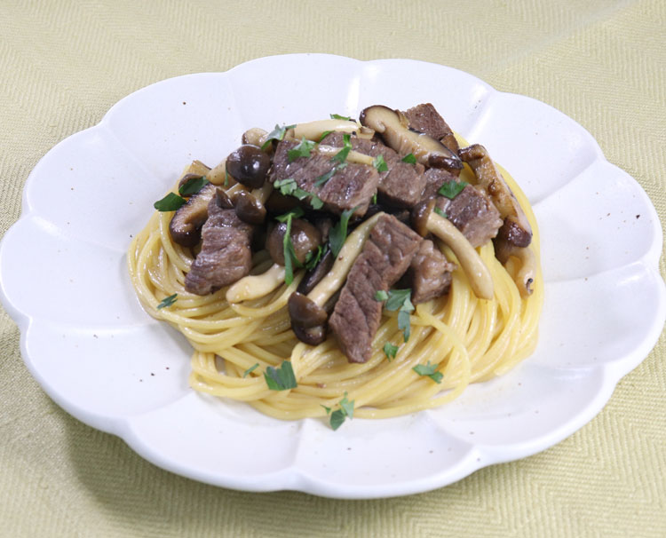 牛肉ときのこの和風スパゲティ