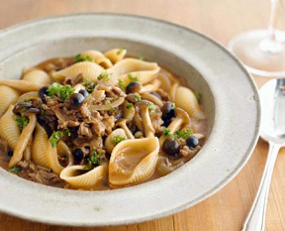 コンキリエ入りビーフストロガノフ コンキリエ入りビーフストロガノフ