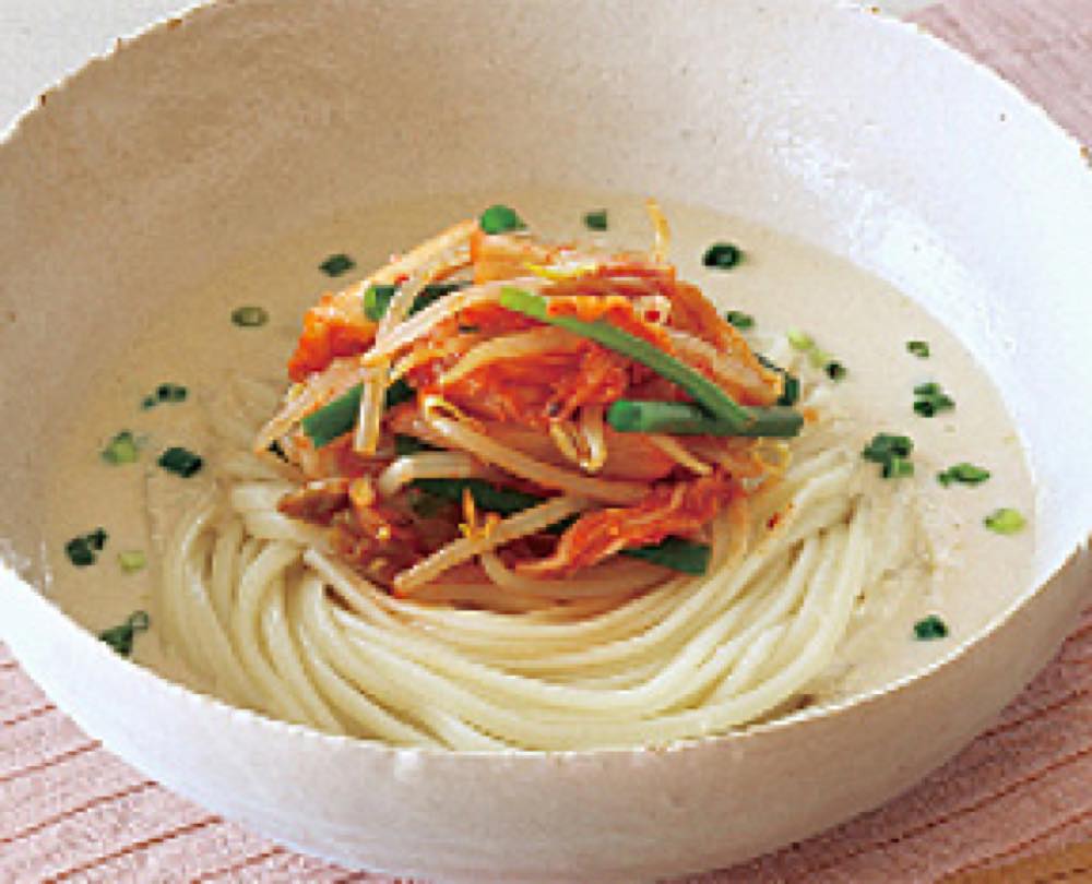 豆乳ごま汁キムチうどん