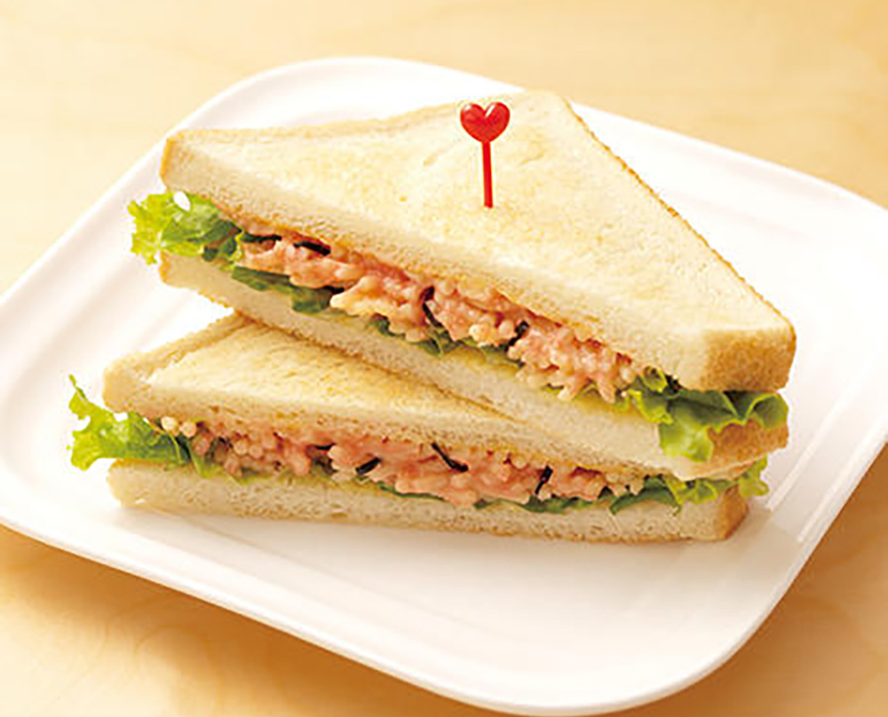 冷凍パスタアレンジ！たらスパサンド