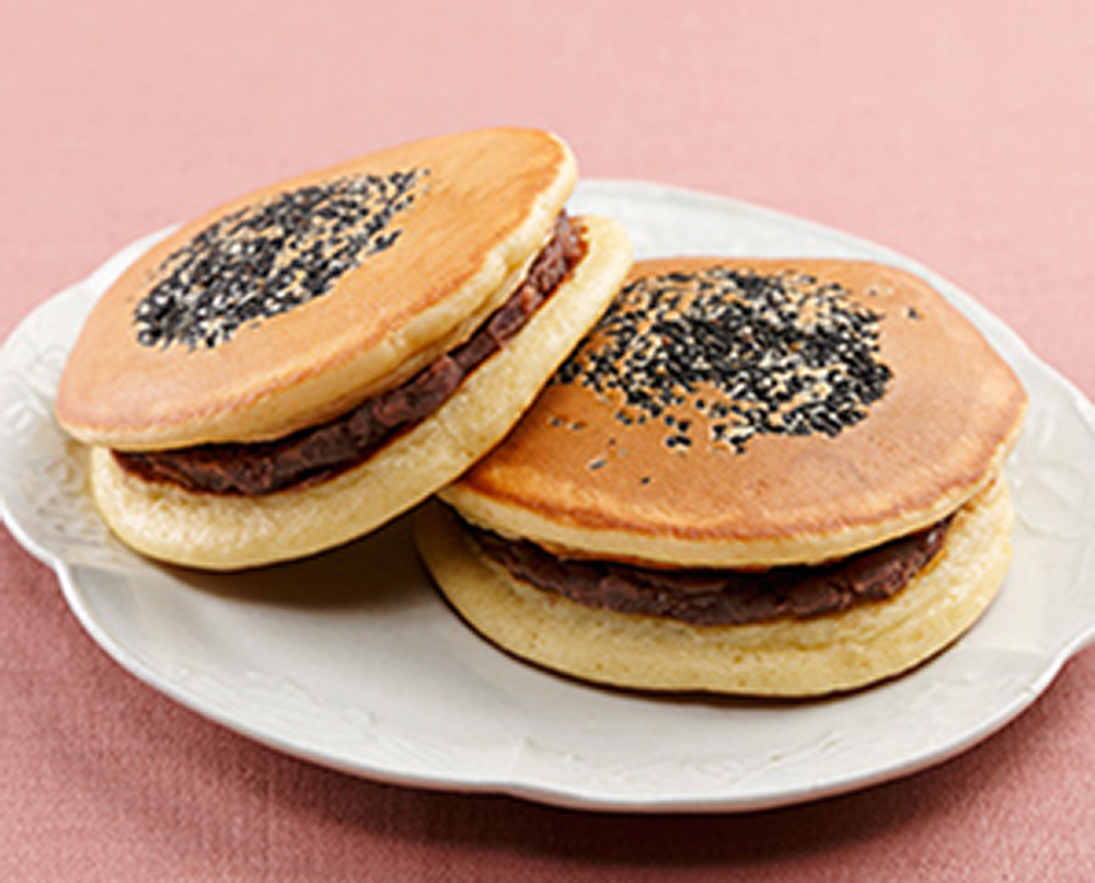 黒ごまの和ケーキどら焼き風