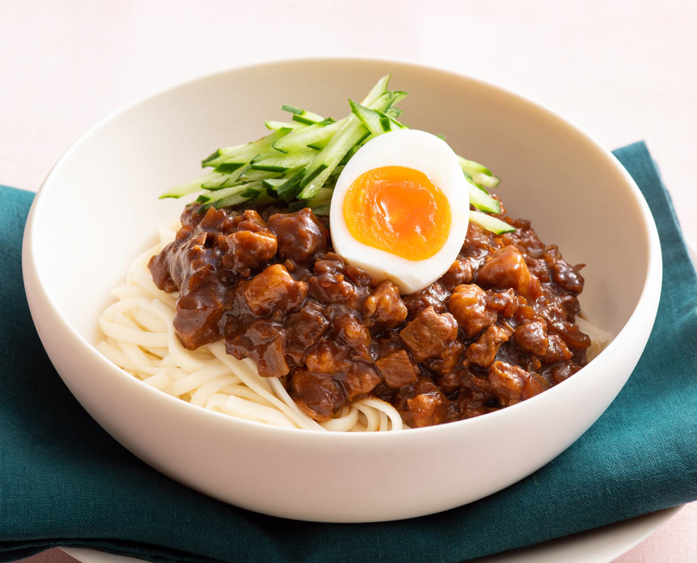 チャジャンミョン（韓国風ジャージャー麺）