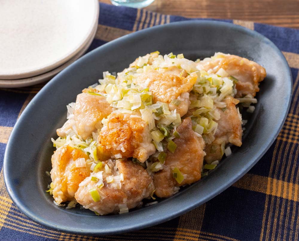 鶏もも肉のねぎ塩レモン炒め