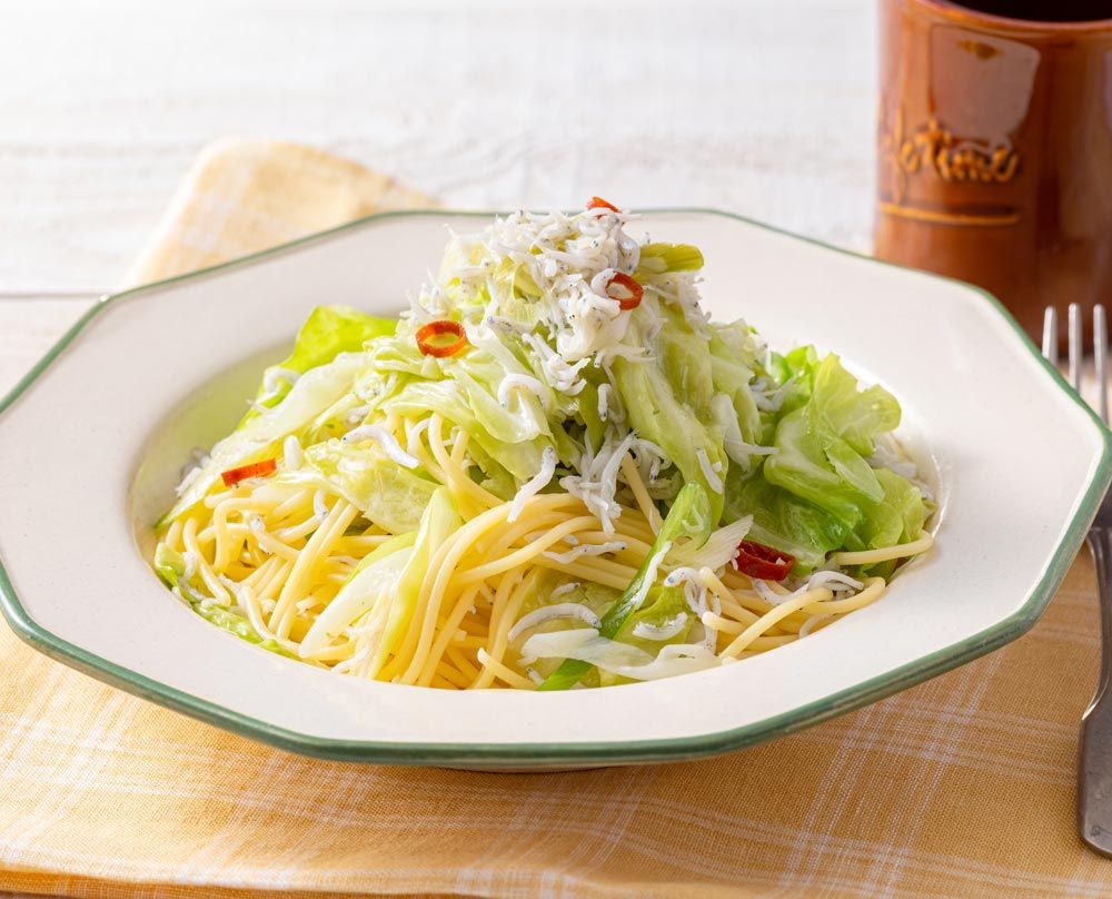 しらすとキャベツと長ねぎの旨辛ぺペロンチーノ しらすとキャベツと長ねぎの旨辛ぺペロンチーノ
