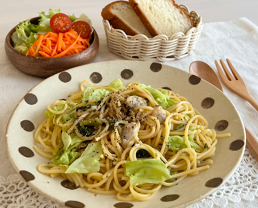 あさりとキャベツのバター醤油風味スパゲティ