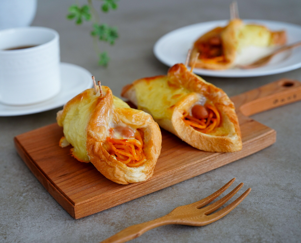 食パンで作るナポリタンホットドッグ