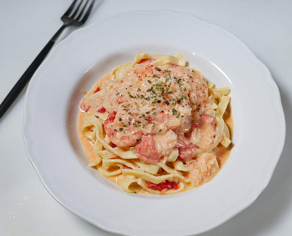 海老トマトクリームパスタ