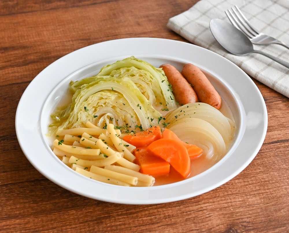 春キャベツとマカロニのポトフ