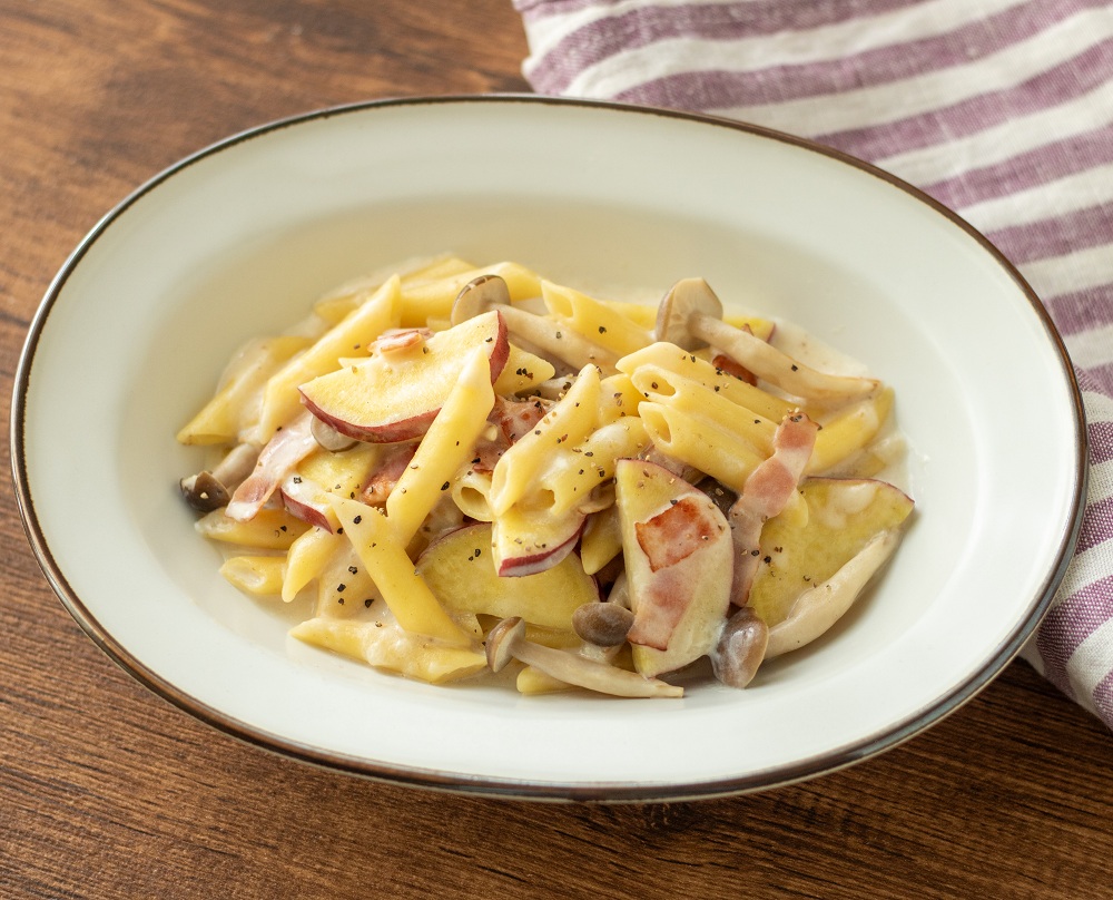 お芋とベーコンのクリームペンネ