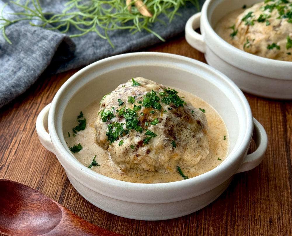 チーズに溺れる…【白いハンバーグ】