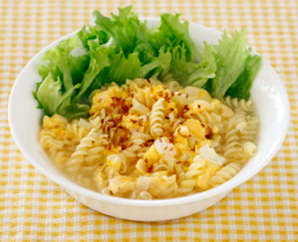 クルル入りレタスの卵スープ