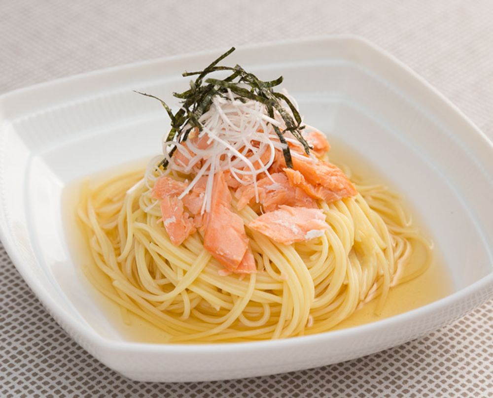 鮭の和風スープスパゲティ レシピ 日清製粉ウェルナ 鮭の和風スープスパゲティ レシピ 日清製粉ウェルナ