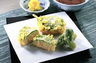 たけのこのしんじょう揚げ