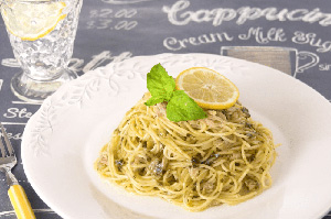 ゆでたパスタとあえて簡単！ツナ缶のジェノベーゼ