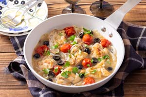 パスタソースで簡単！鶏もも肉のアクアパッツァ風