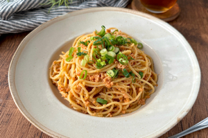 たった5分で大満足の【鮭バターパスタ】