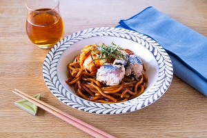 さばキムチ焼きそば風