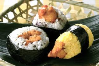 から揚げおにぎり3種
