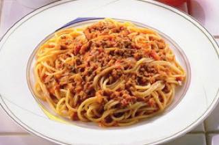 クリーミーミートソースのスパゲティ