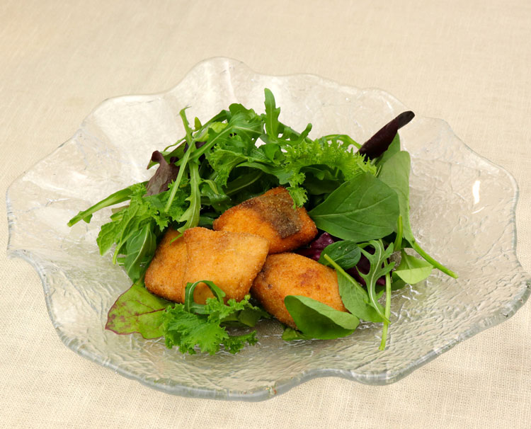 鮭のから揚げサラダ仕立て | レシピ | 日清製粉ウェルナ