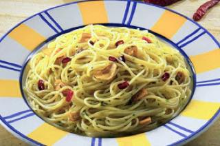 スパゲティ・アーリオ・オーリオ・ペペロンチーノ