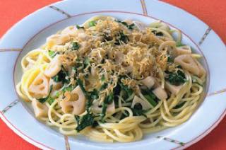 れんこんとカリカリじゃこのパスタ