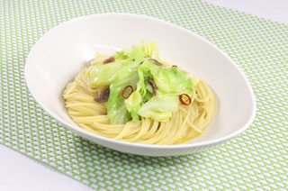 キャベツとアンチョビのスパゲティ