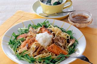 秋鮭ときのこの和風パスタ