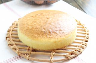 スポンジケーキ