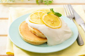 はちみつレモンとヨーグルトのパンケーキ