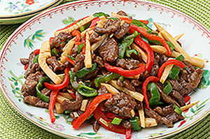 牛肉とピーマンの炒めもの