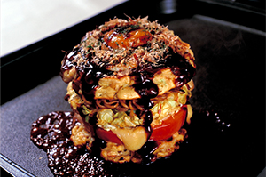 メガお好み焼き