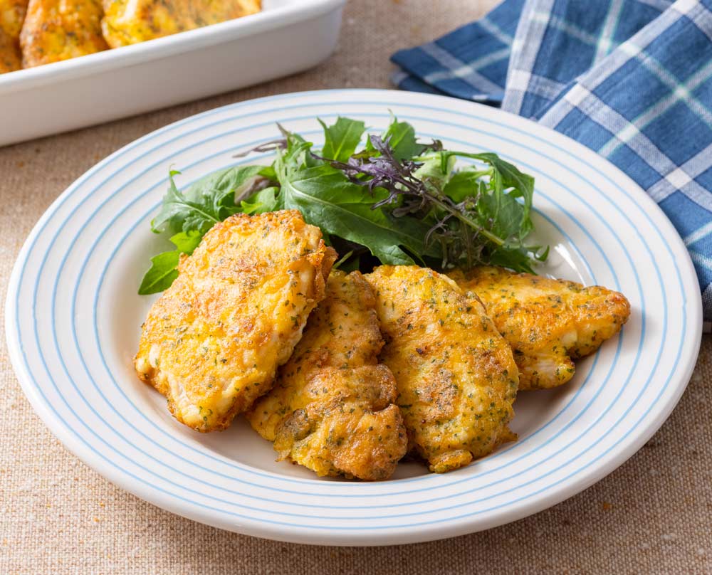 鶏むね肉のチーズピカタ | レシピ | 日清製粉ウェルナ