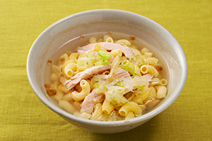 参鶏湯（サムゲタン）風マカロニ