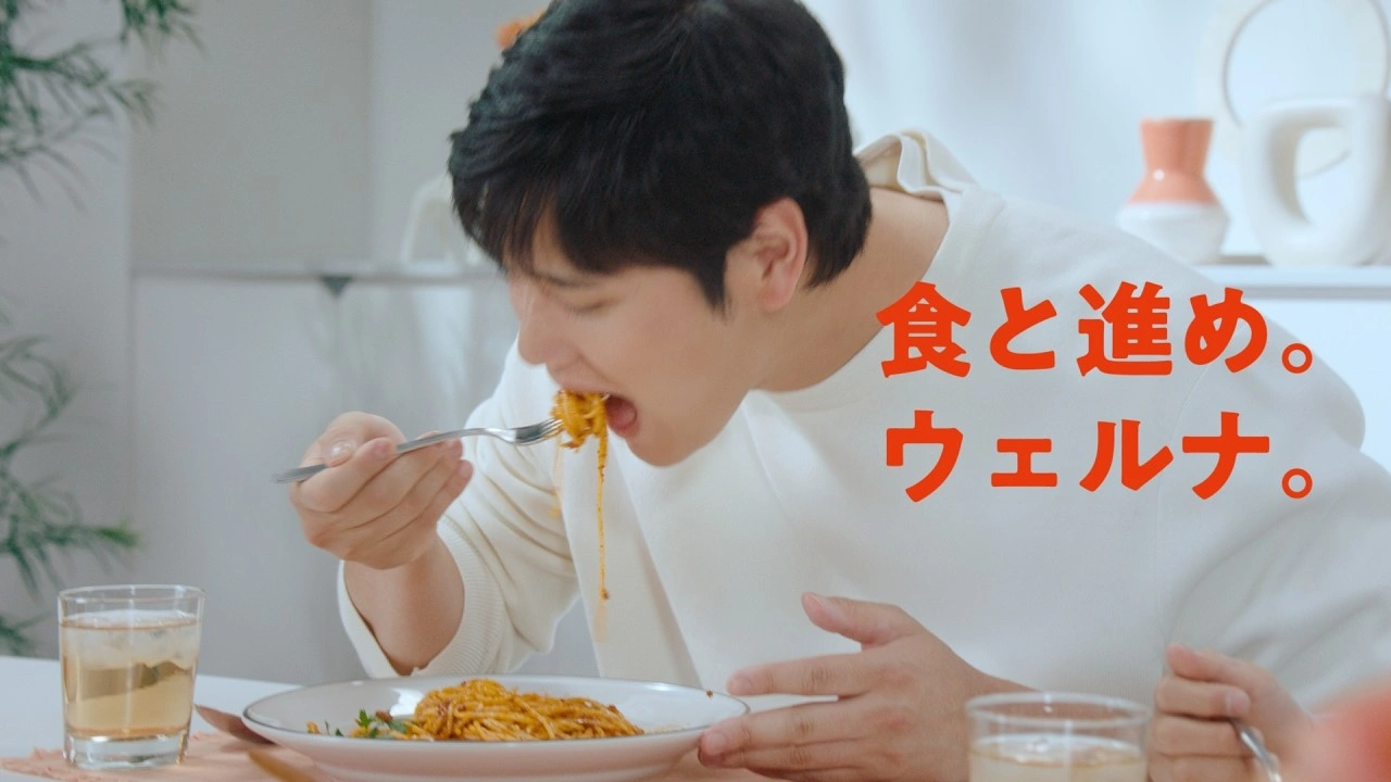 「大谷翔平、一緒に食べる 伸びるストレート」篇（15秒）